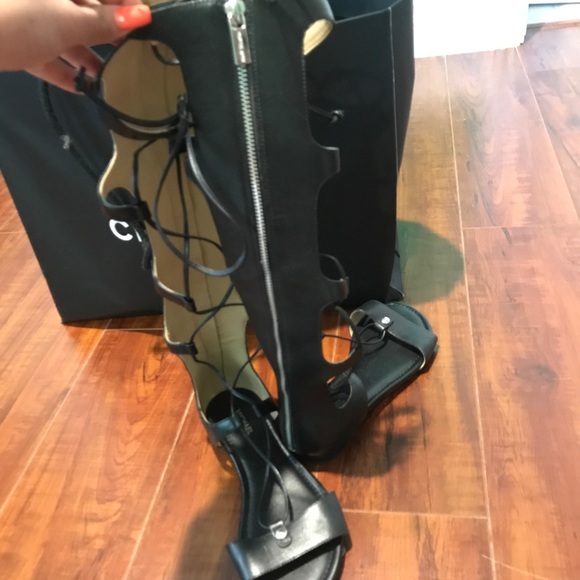 Michael Kors Gladiator tall sandals - Picture 3 of 5